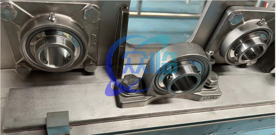 High Speed Saury Sorting Machine Saury Roller Grader 5 Persons Operator